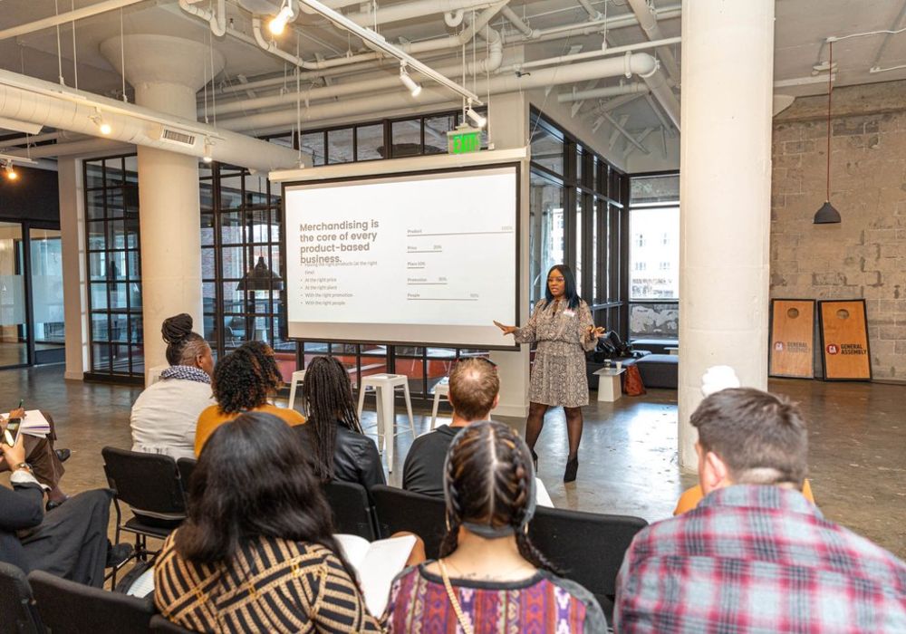 retail e-commerce consultant, small business speaker